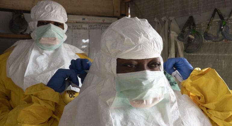 DRC Ebola outbreak: hundreds of suspected cases, no vaccine